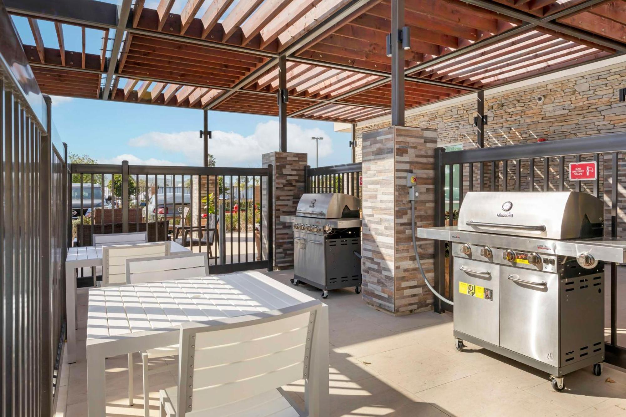 Home2 Suites By Hilton Redlands Buitenkant foto